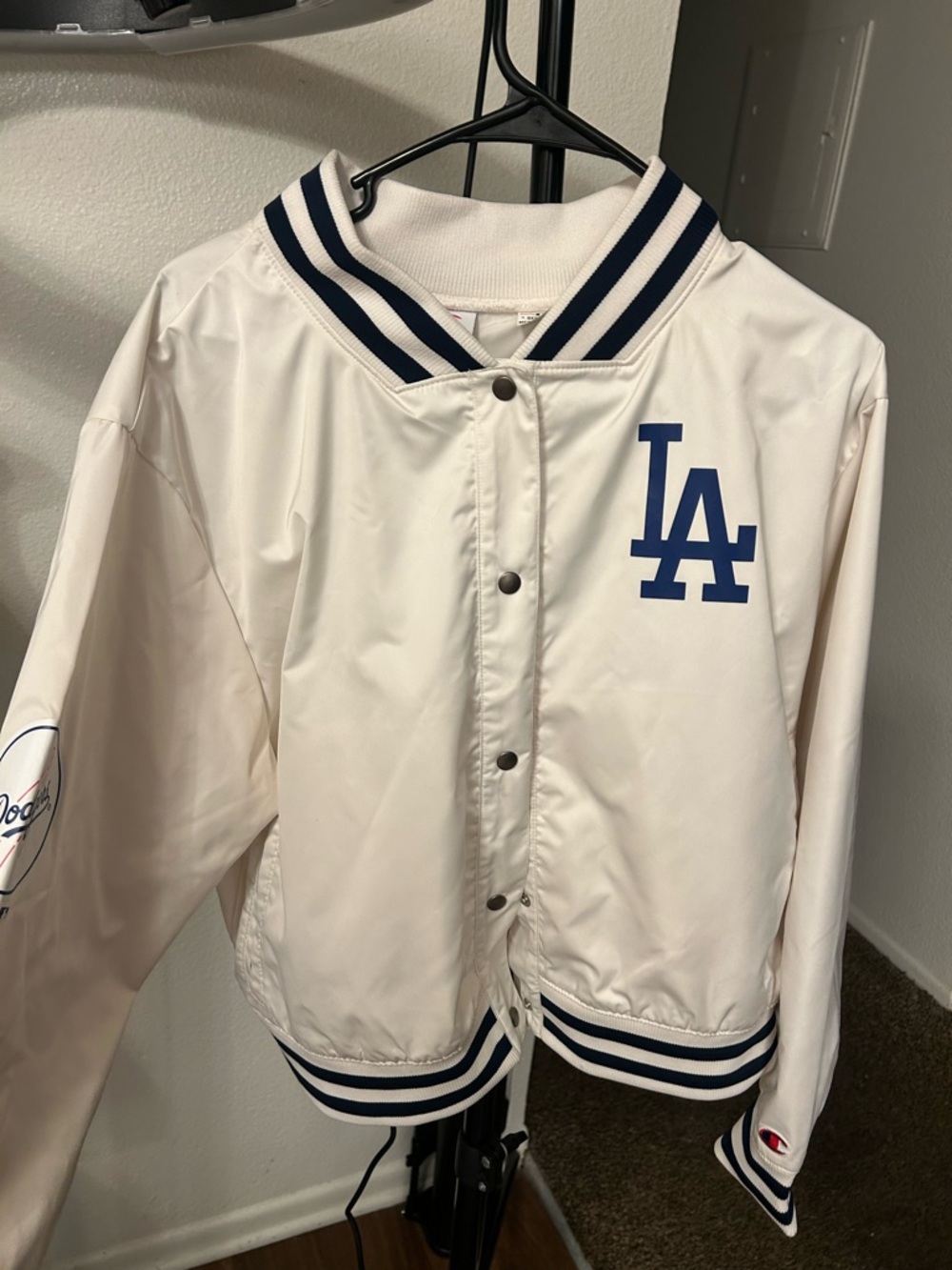 Champion White & Navy LA Dodgers Satin-Style Kids Jacket
